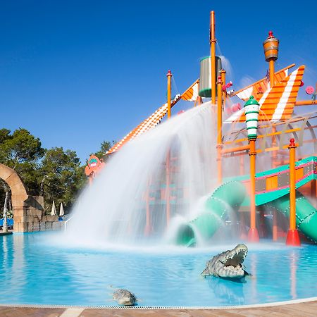 Invisa Hotel Club Cala Blanca Es Figueral Exterior photo