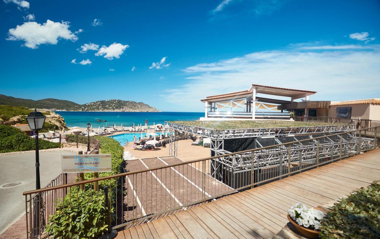Invisa Hotel Club Cala Blanca Es Figueral Exterior photo