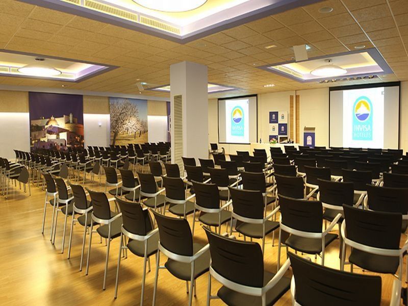 Invisa Hotel Club Cala Blanca Es Figueral Facilities photo
